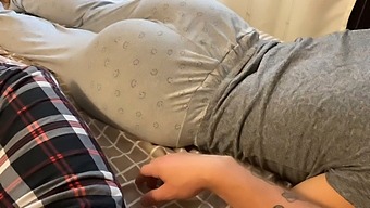 Aroused By A Rough Wake-Up, I Receive A Mind-Blowing Blowjob From My Step Sister