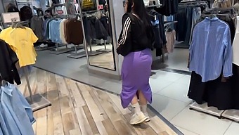 A Beautiful Colombian Beauty Gets Some Amazing Oral Sex And Analingus At The Mall.